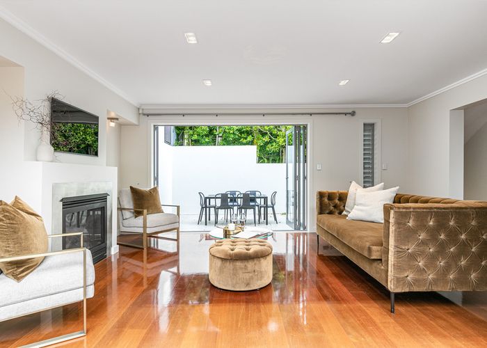  at 28 Godden Crescent, Mission Bay, Auckland