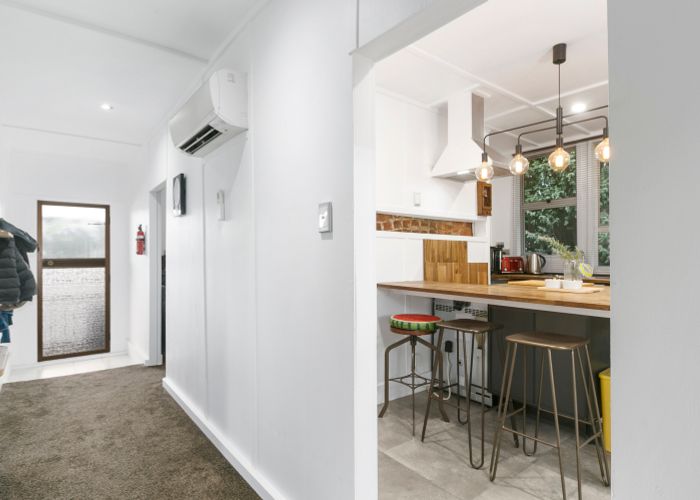  at 25 Adderley Terrace, Ravensbourne, Dunedin