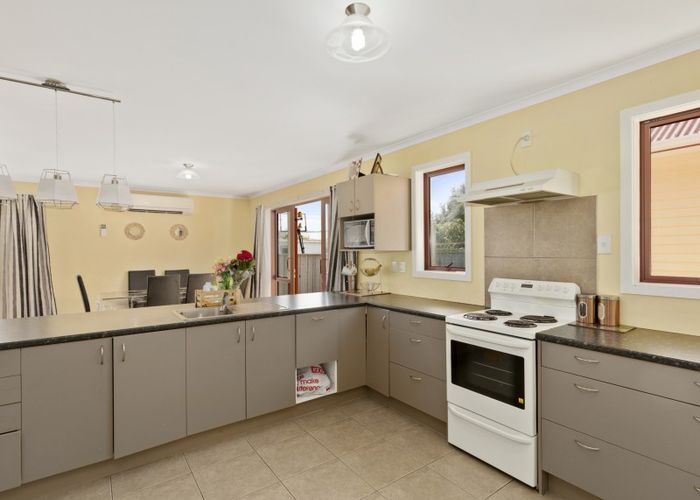  at 10 Pringle Street, Taita, Lower Hutt