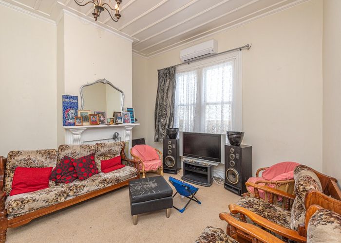  at 17 Kelvin Street, Aramoho, Whanganui