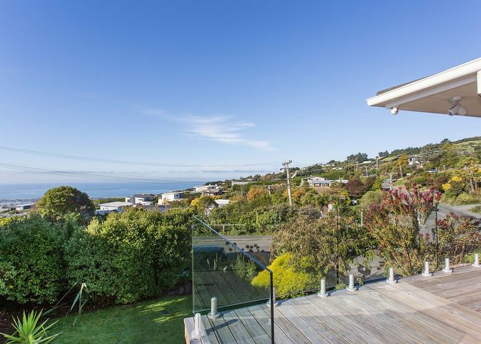  at 2/54 Belleview Terrace, Mount Pleasant, Christchurch