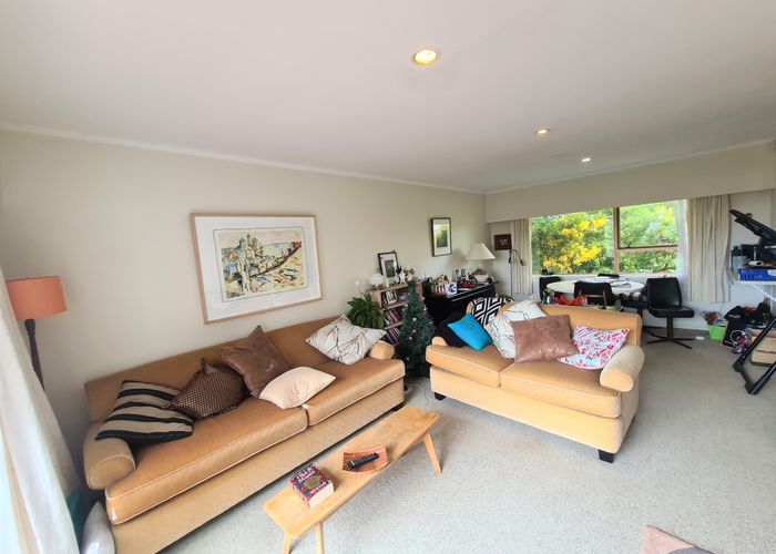  at 2/1 Bishopgate Street, Birkdale, Auckland