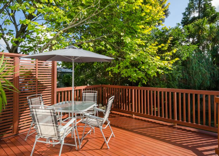  at 2/3 Talavera Place, Te Atatu South, Auckland