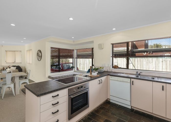  at 760 High Street, Boulcott, Lower Hutt