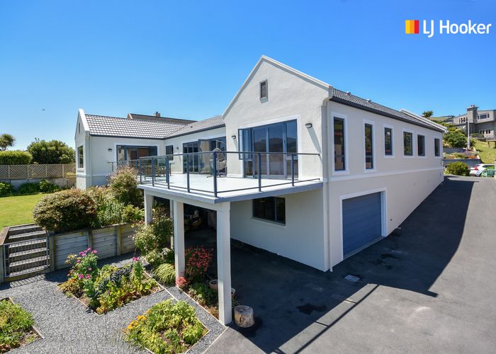  at 4 Mission Cove, Company Bay, Dunedin