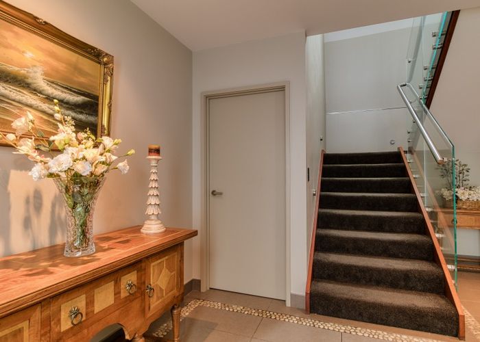  at 23 Meeanee Quay, Westshore, Napier