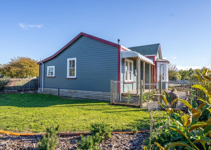  at 5 Chester Road, Clareville, Carterton