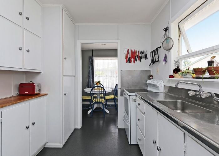  at 401 Huia Place, Camberley, Hastings