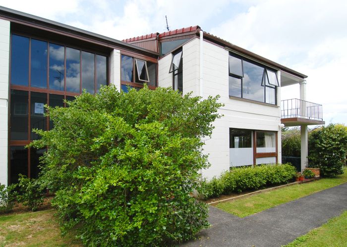  at 2/27 Speight Road, Kohimarama, Auckland