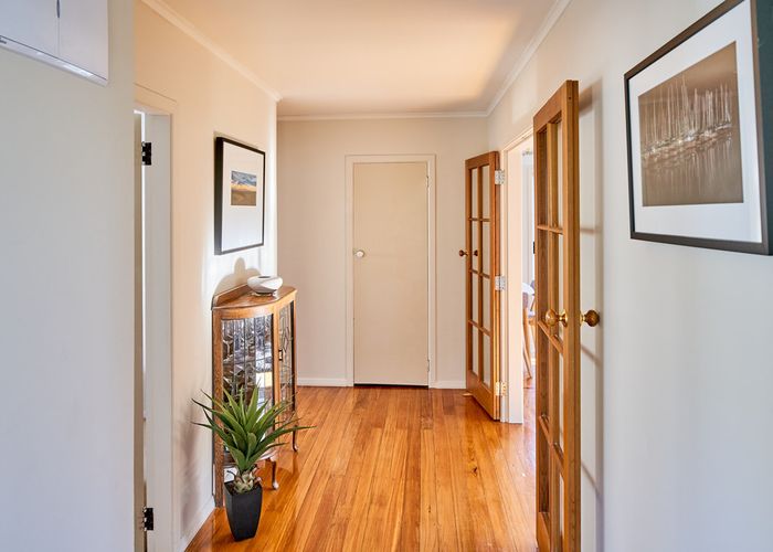  at 8 Raroa Terrace, Tawa, Wellington