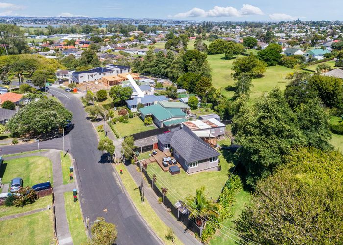  at 5 Sloane Street, Glen Innes, Auckland