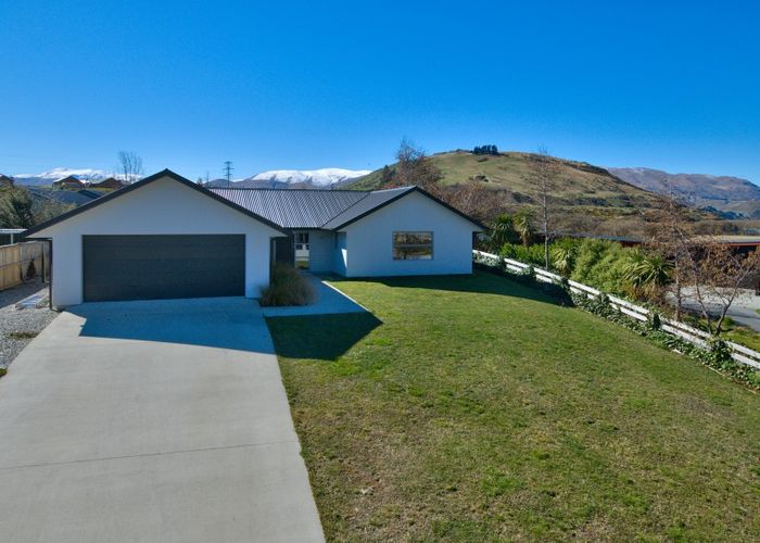  at 3 Widgeon Place, Lake Hayes, Queenstown