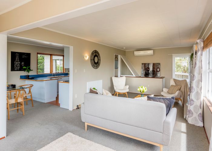 at 20 Hughes Street, Waikanae Beach, Waikanae