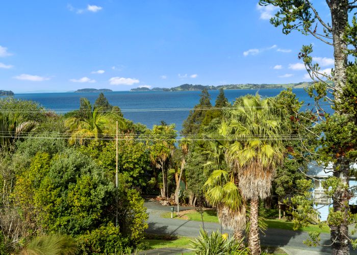  at 5 CLINTON RD, Tāwharanui Peninsula, Matakana
