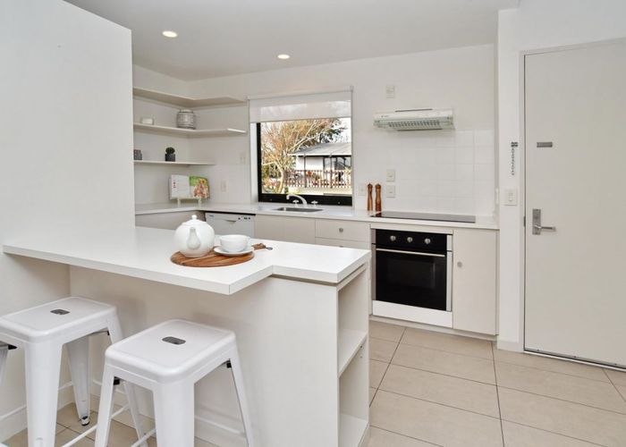  at 3/33 Winchester Street, Merivale, Christchurch