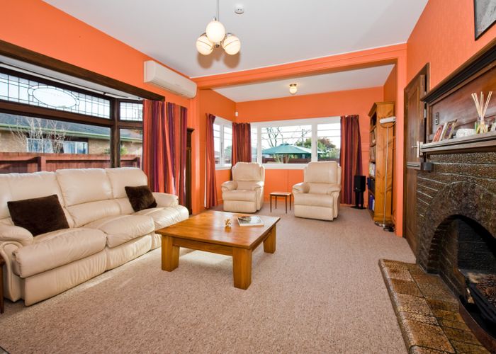  at 30 Wades Avenue, Saint Martins, Christchurch