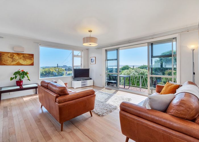  at 115 Wallace Road, Mangere Bridge, Auckland