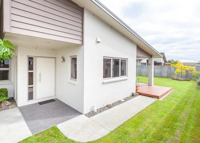  at 65 Rosalie Terrace, Kelvin Grove, Palmerston North