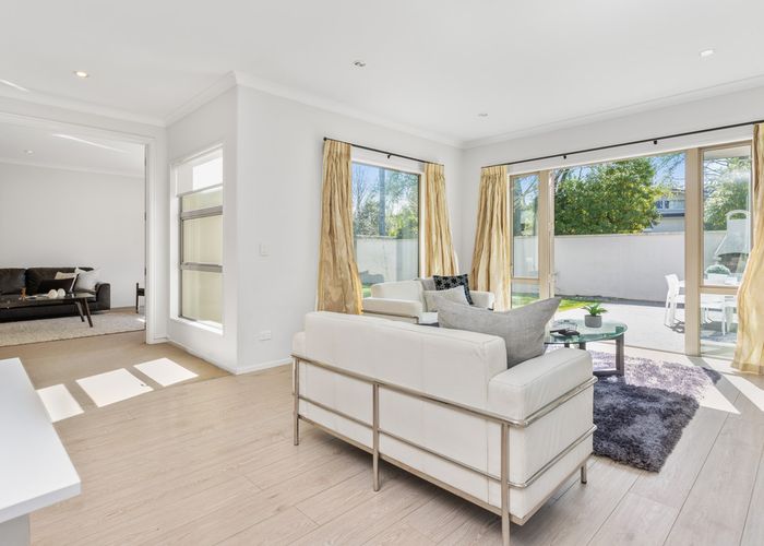  at 9 Medbury Terrace, Fendalton, Christchurch