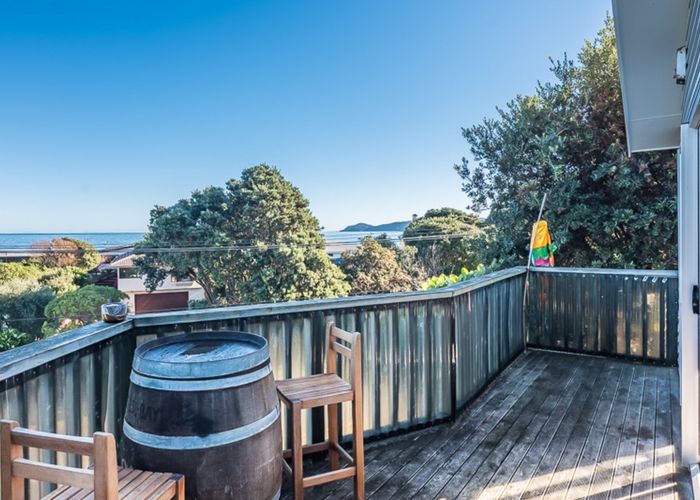  at 81 The Esplanade, Raumati South, Paraparaumu