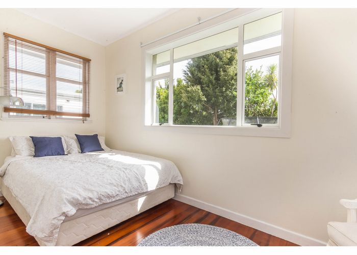  at 98 Atkinson Road, Titirangi, Auckland