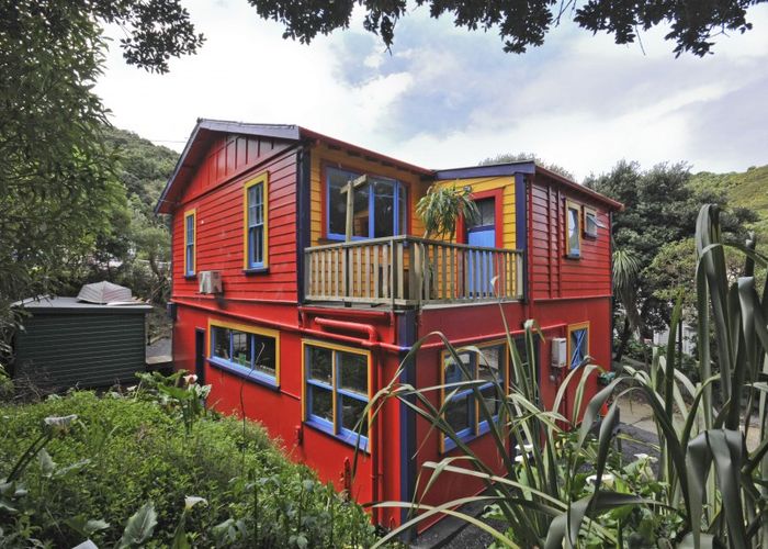  at 13 Cave Road, Houghton Bay, Wellington