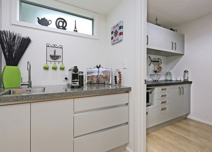 at 9 Inglis Place, Mahora, Hastings