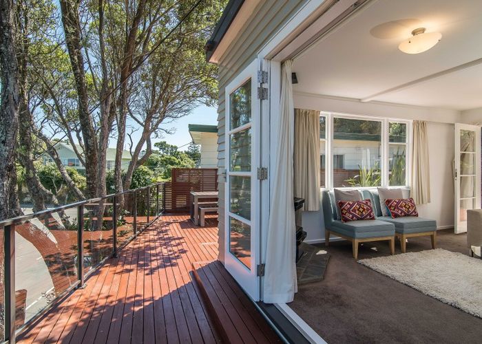  at 3 Houghton Bay Road, Houghton Bay, Wellington