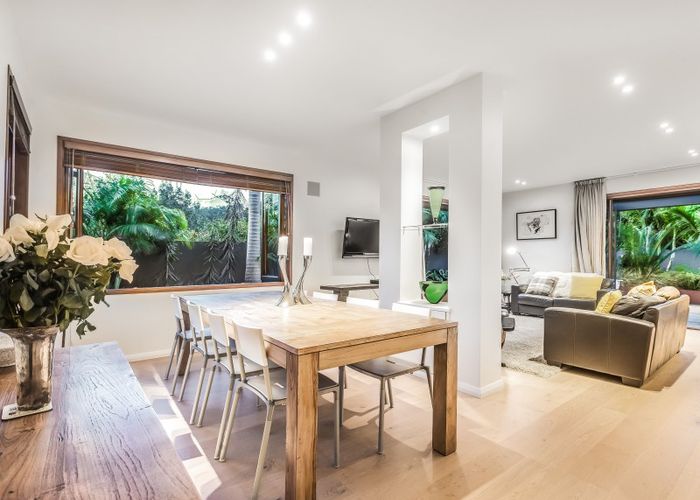  at 51 Regina Street, Westmere, Auckland
