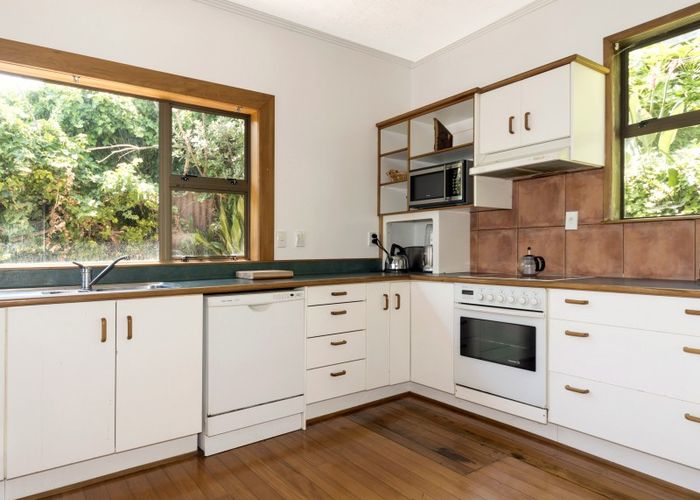  at 39 Makorori Beach Road, Gisborne