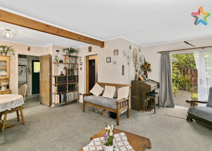  at 7 Winchester Avenue, Pinehaven, Upper Hutt