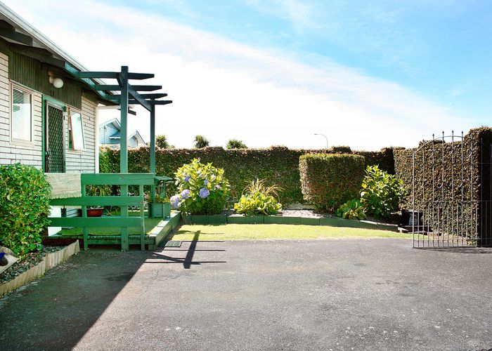  at 1/9 Marr Road, Manurewa, Auckland