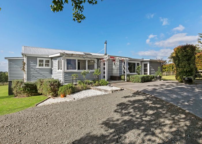  at 127 Green Road, Albany