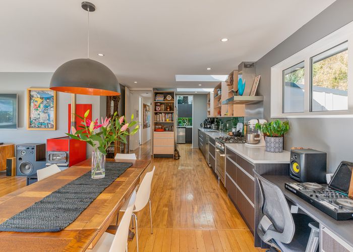  at 52 Van Asch Street, Sumner, Christchurch