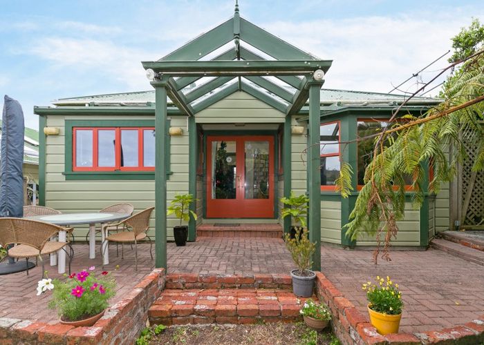  at 27 Disley Street, Highbury, Wellington