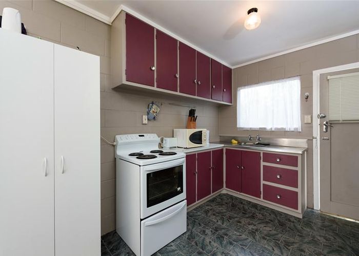  at 2/9 Winiata Street, Brookfield, Tauranga