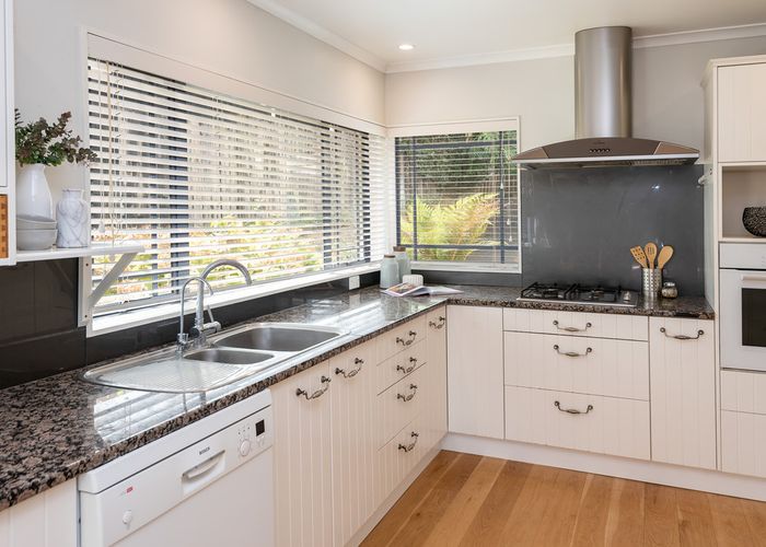  at 2/35 Clovelly Road, Bucklands Beach, Auckland