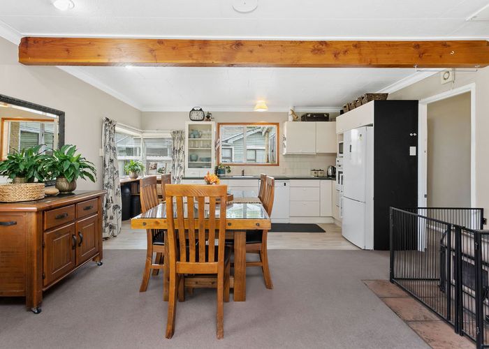  at 27 Cross Street, Coalgate, Coalgate