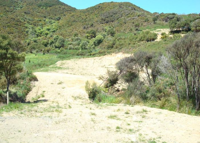  at 44 Pencarrow Crescent, Wainuiomata, Lower Hutt