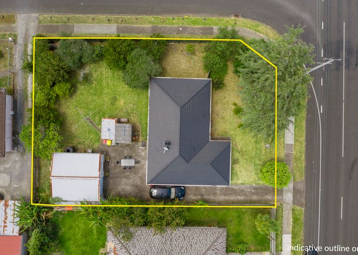  at 31 Henwood Road, Mangere East, Auckland