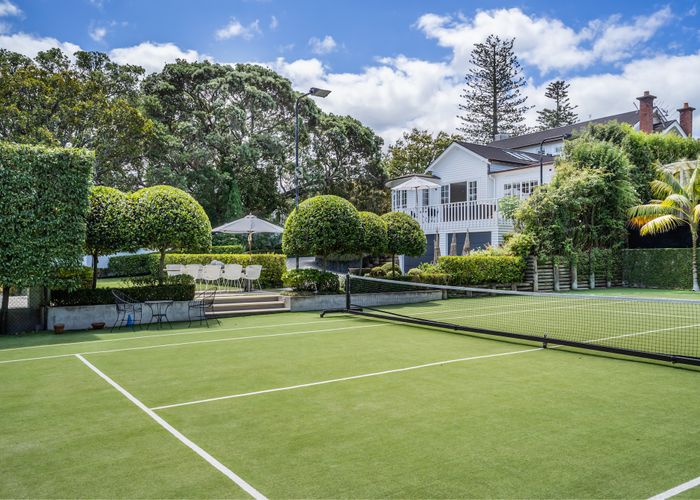  at 10 Upland Road, Remuera, Auckland