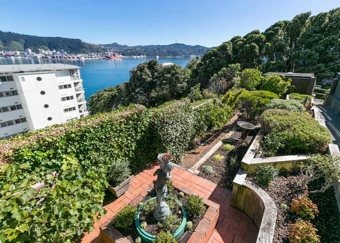  at 12 Lindum Terrace, Roseneath, Wellington