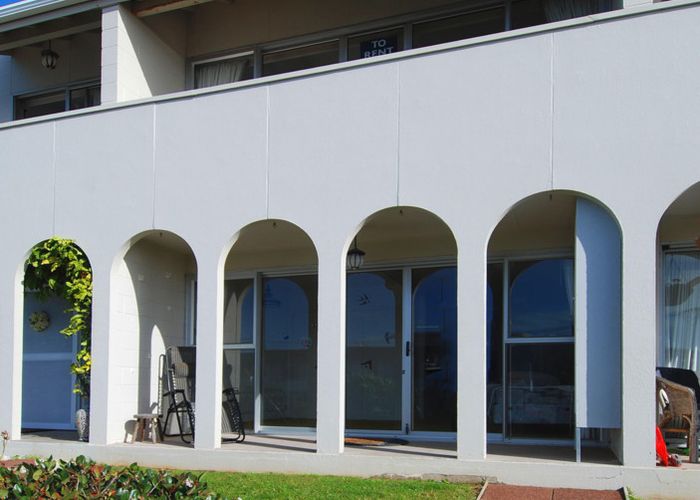  at 2/11 Kohimarama Road, Kohimarama, Auckland