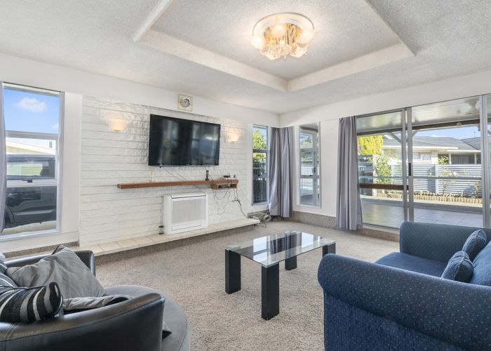  at 19 Terry Crescent, Milson, Palmerston North