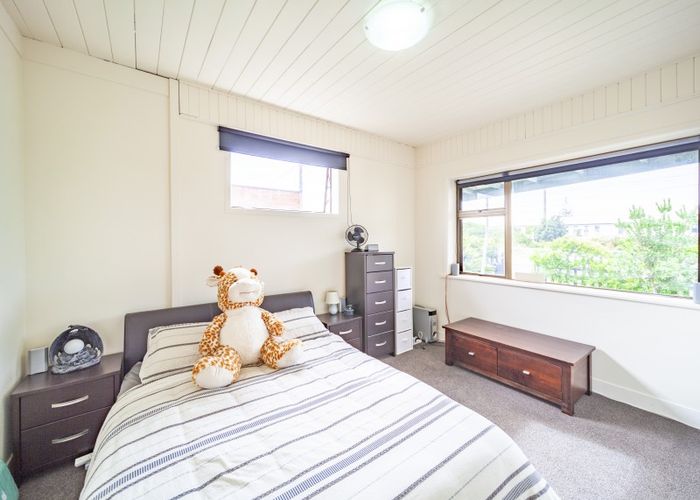  at 106 Charles Street, Westshore, Napier