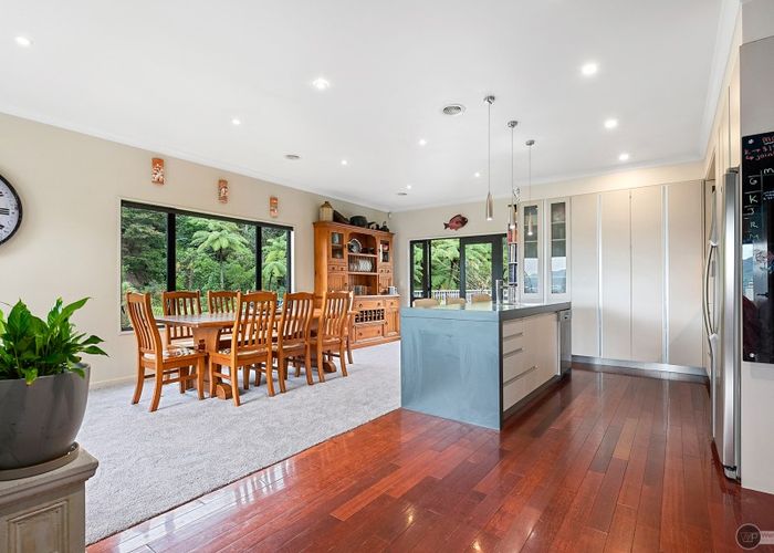  at 22 Onehuka Road, TIROHANGA, LOWER HUTT