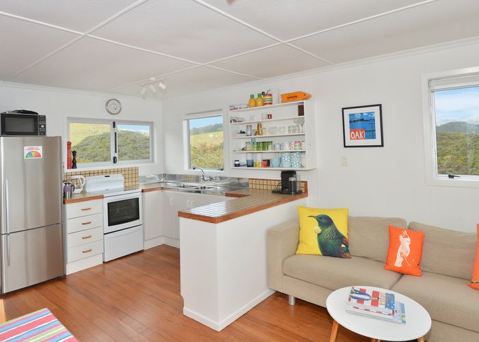  at 76 Rapata Road, Ōakura, Hikurangi
