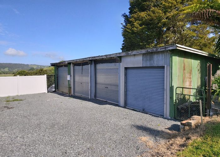  at 32 Kopeti Road, Hikurangi