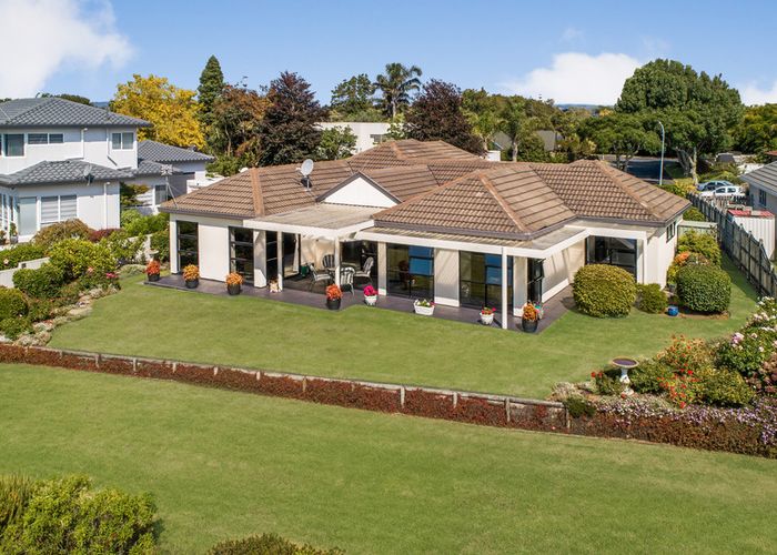  at 9 Tytus Place, Conifer Grove, Takanini