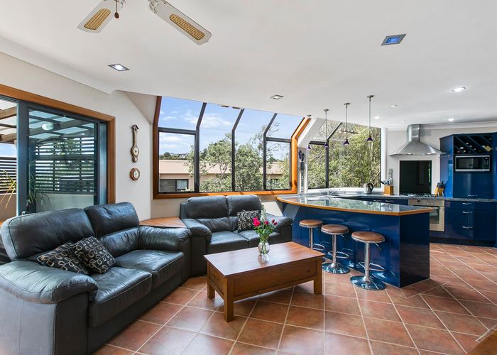  at 1/6 Luke Place, Eastern Beach, Auckland